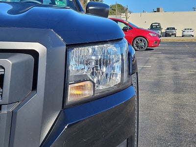 2022 Nissan Frontier Crew Cab S 4x2