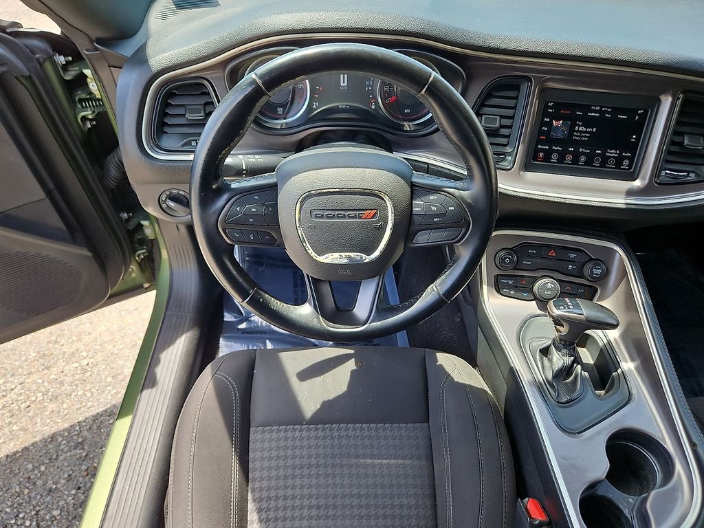 2022 Dodge Challenger SXT