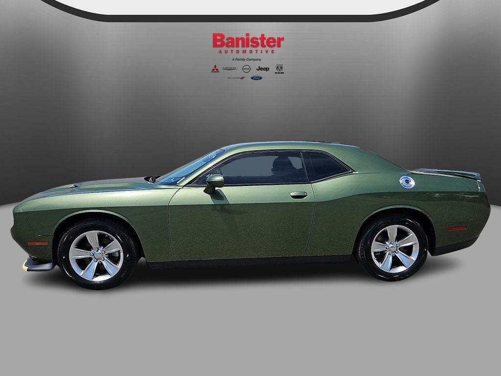 2022 Dodge Challenger SXT