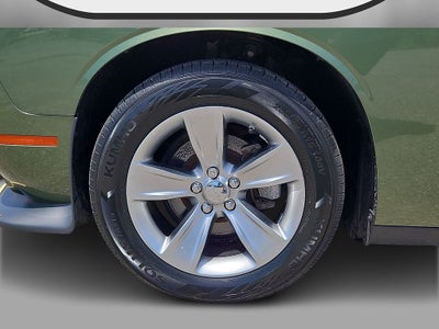 2022 Dodge Challenger SXT