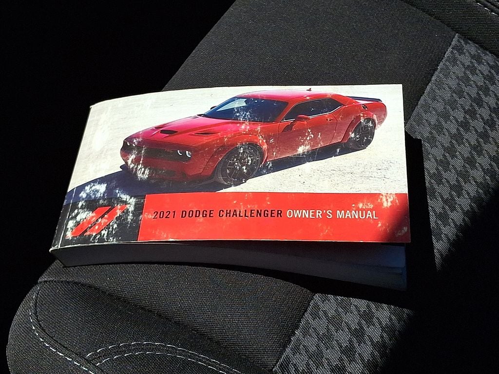 2021 Dodge Challenger SXT