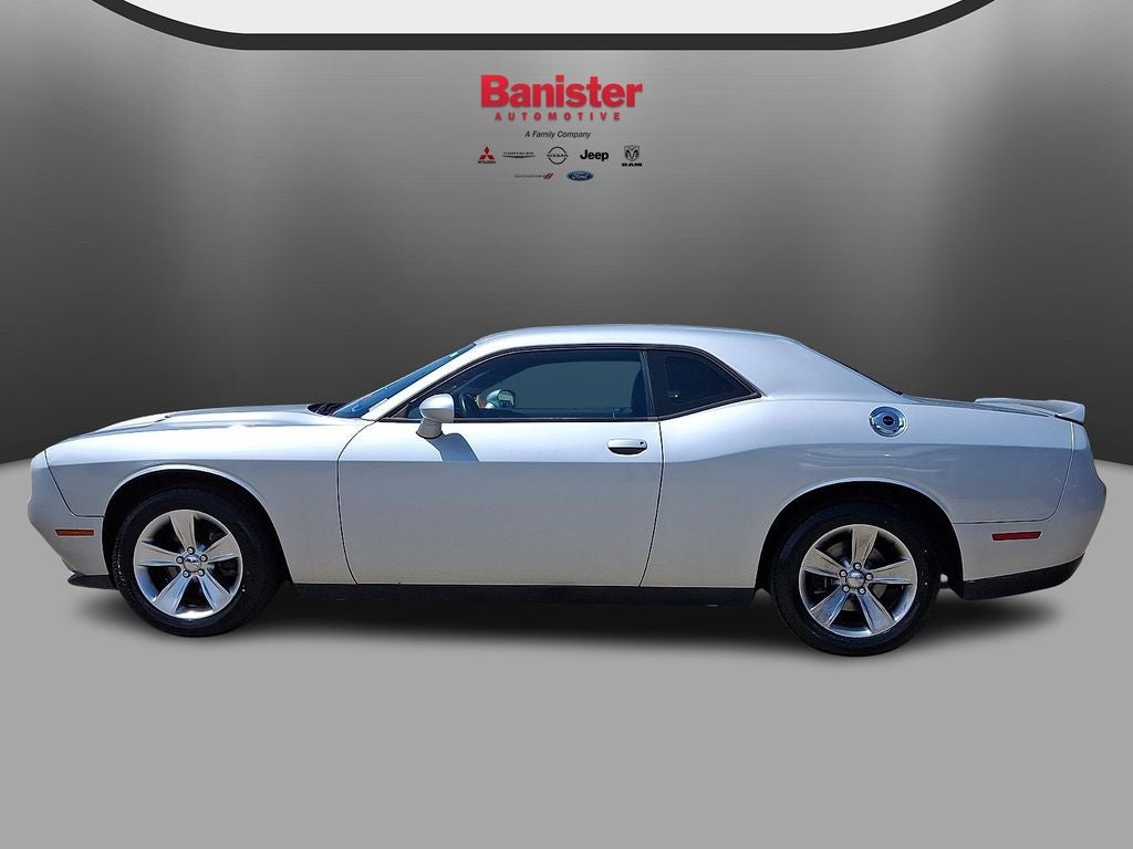 2021 Dodge Challenger SXT