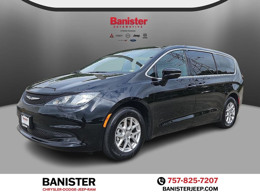 2025 Chrysler Voyager VOYAGER LX