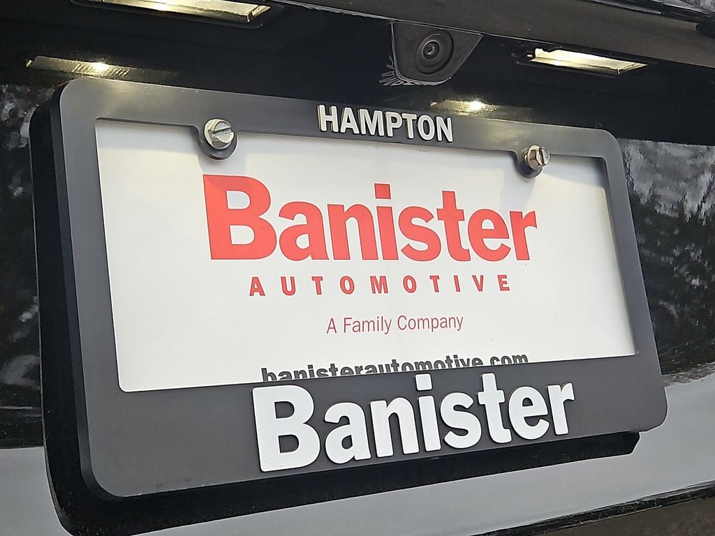 2025 Chrysler Voyager LX