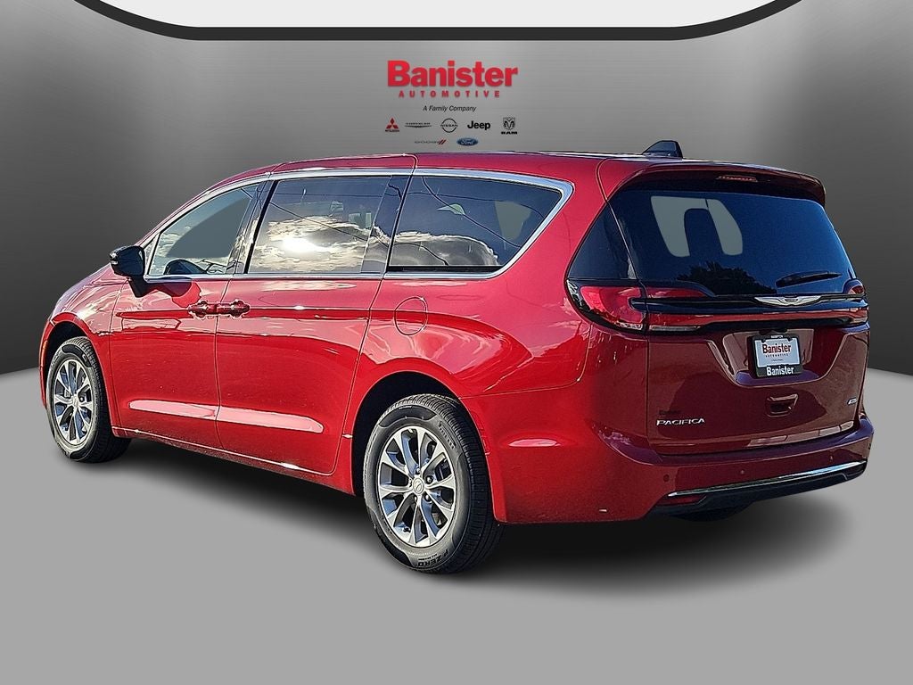 2026 Chrysler Pacifica PACIFICA SELECT AWD
