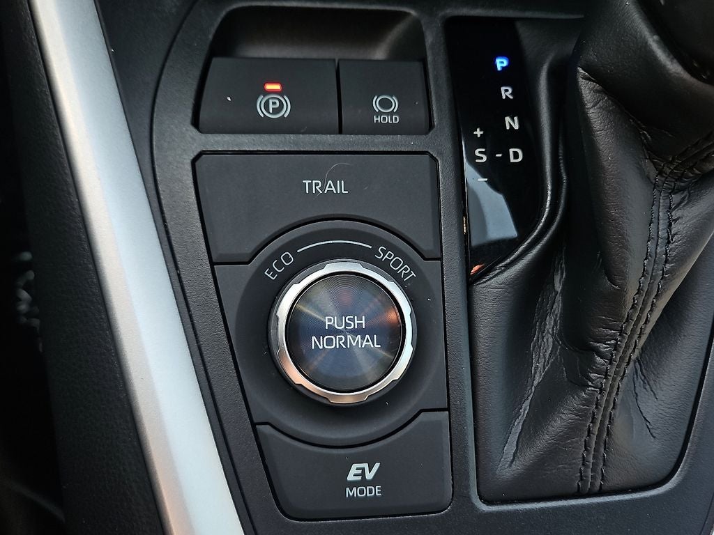 2020 Toyota RAV4 Hybrid XSE