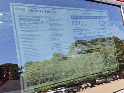 2026 Jeep Cherokee CHEROKEE LAREDO 4X4