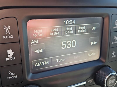 2022 RAM 2500 Tradesman Crew Cab 4x2 8' Box