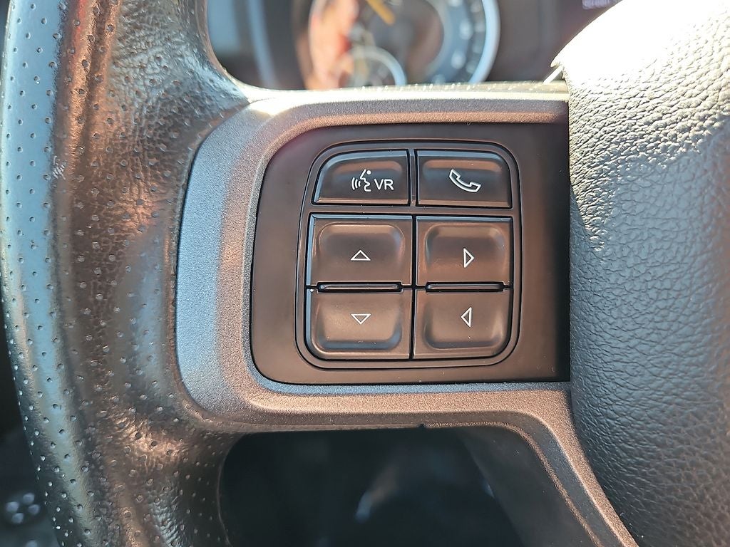 2022 RAM 2500 Tradesman Crew Cab 4x2 8' Box