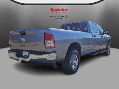 2022 RAM 2500 Tradesman Crew Cab 4x2 8' Box