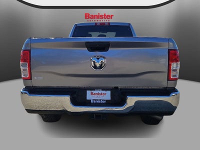 2022 RAM 2500 Tradesman Crew Cab 4x2 8' Box