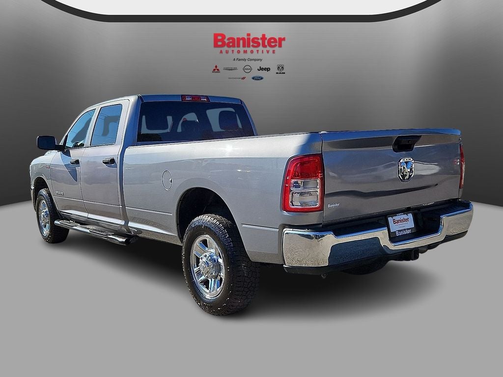 2022 RAM 2500 Tradesman Crew Cab 4x2 8' Box