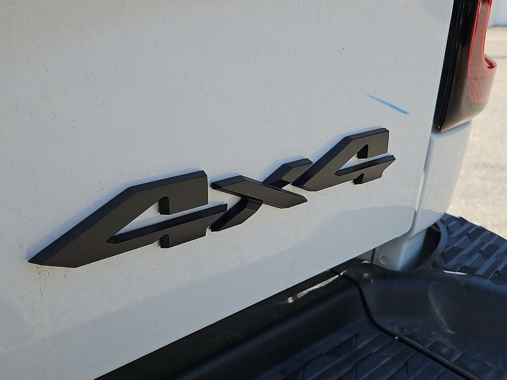 2026 RAM 2500 Black Express Crew Cab 4x4 6'4' Box