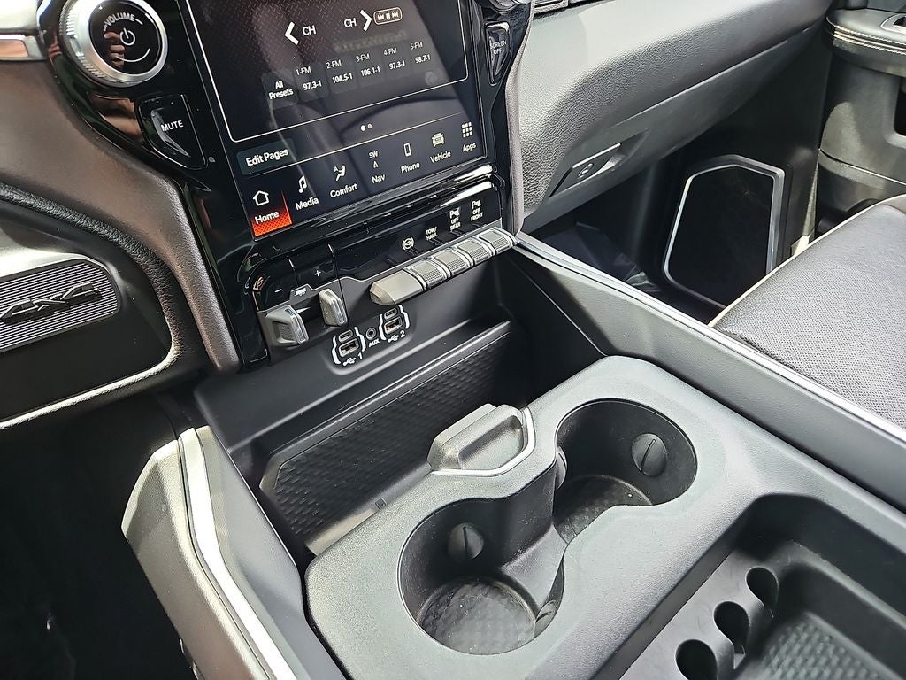 2023 RAM 2500 Laramie Crew Cab 4x4 6'4' Box