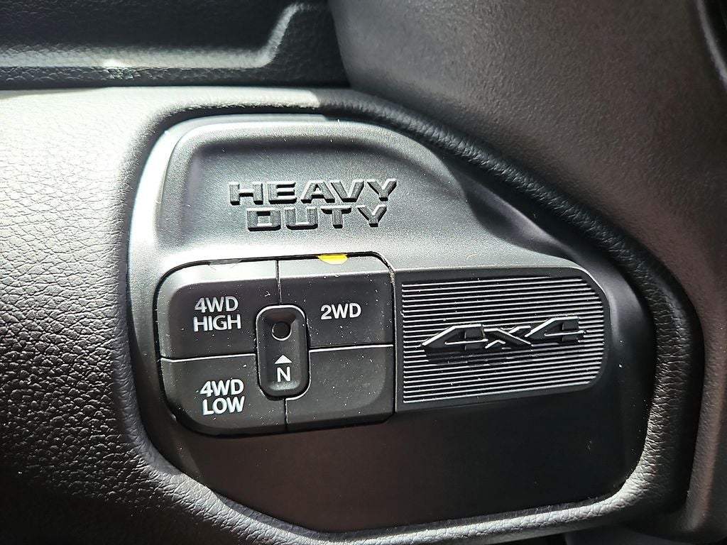 2023 RAM 2500 Laramie Crew Cab 4x4 6'4' Box