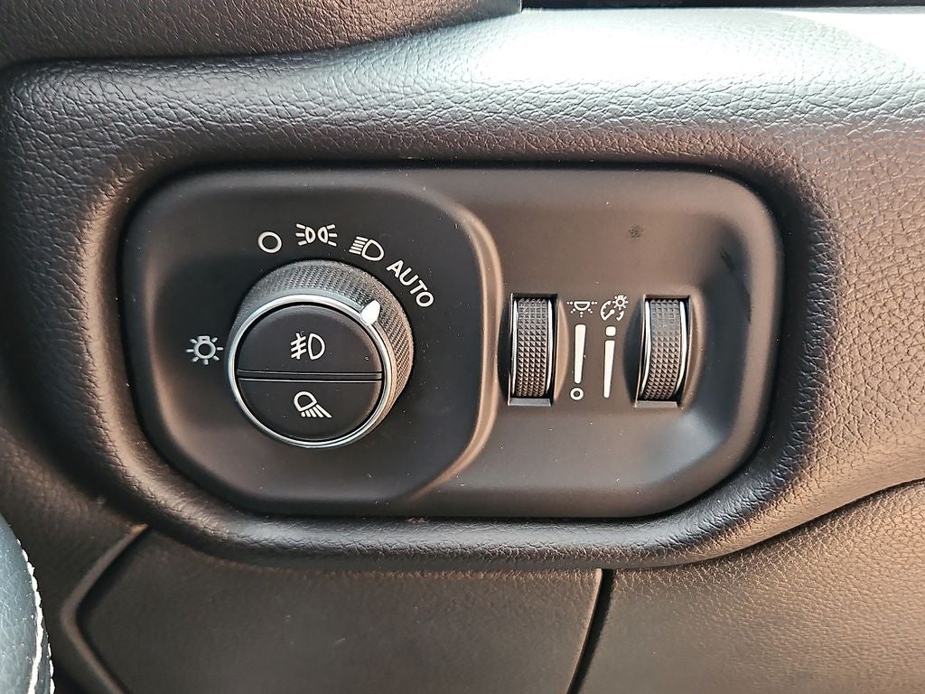 2023 RAM 2500 Laramie Crew Cab 4x4 6'4' Box