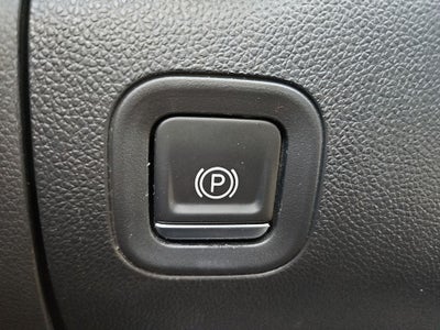 2022 Chevrolet Silverado 1500 LTD 4WD Crew Cab Short Bed Custom