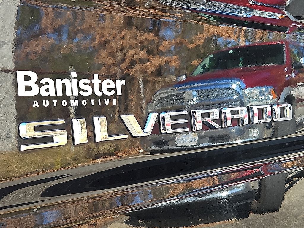 2022 Chevrolet Silverado 1500 LTD 4WD Crew Cab Short Bed Custom