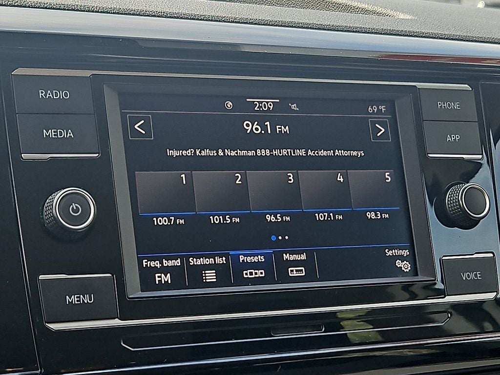 2022 Volkswagen Taos 1.5T S