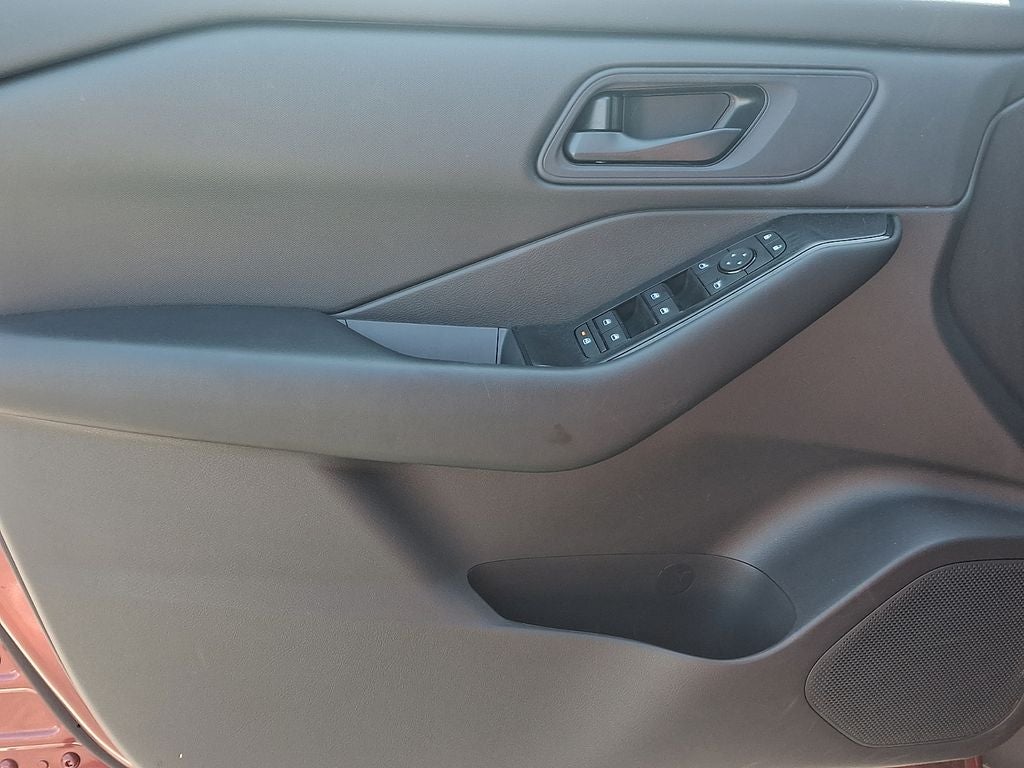 2025 Nissan Rogue S FWD