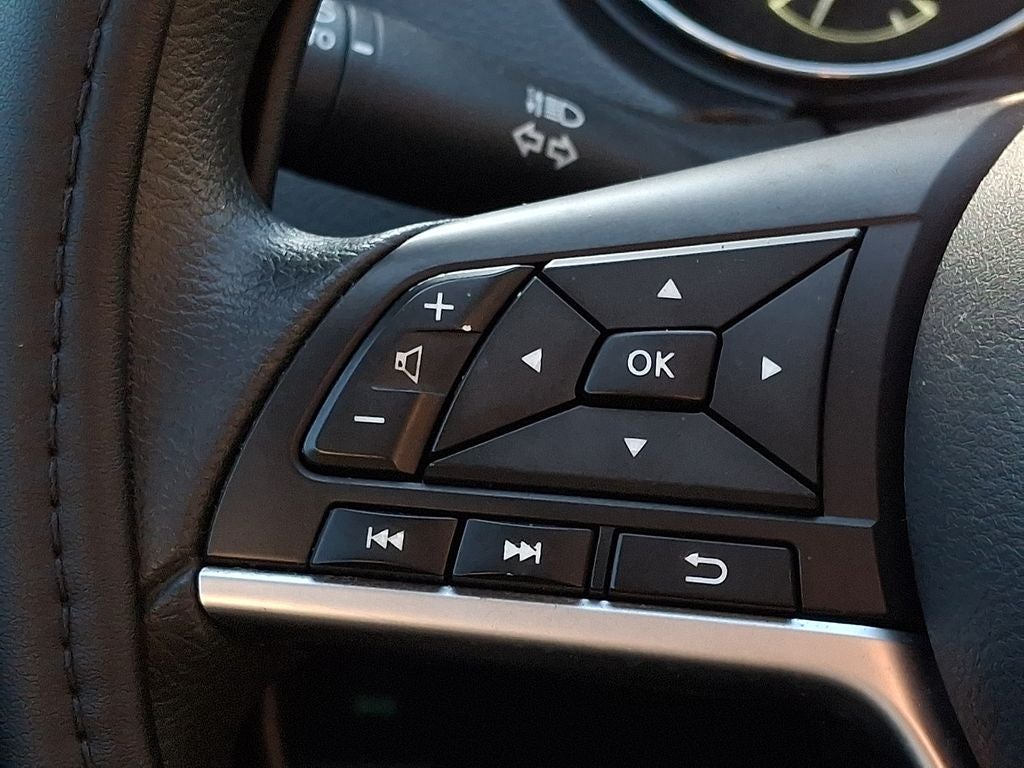 2021 Nissan Rogue Sport S FWD Xtronic CVT