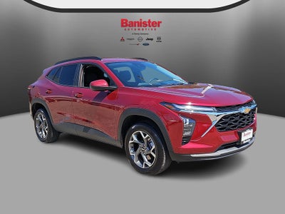 2025 Chevrolet Trax FWD LT