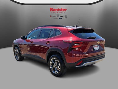 2025 Chevrolet Trax FWD LT