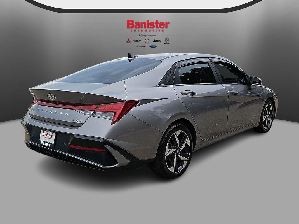 2024 Hyundai Elantra Limited