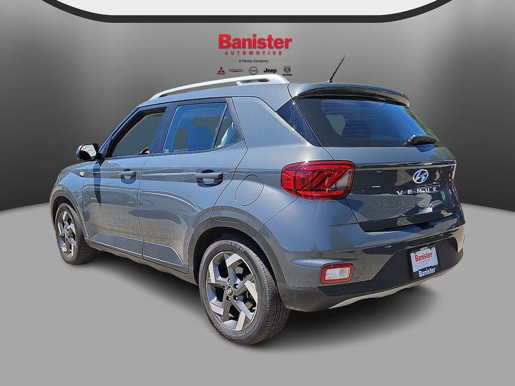 2025 Hyundai Venue SEL