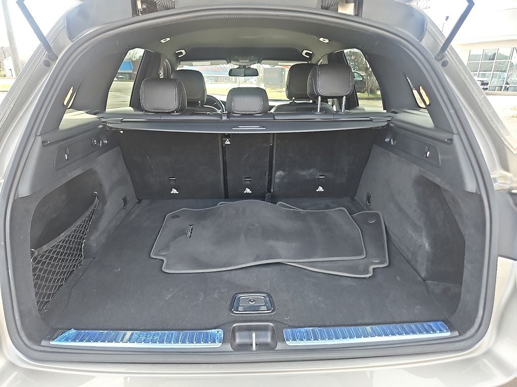 2019 Mercedes-Benz GLC 300 300