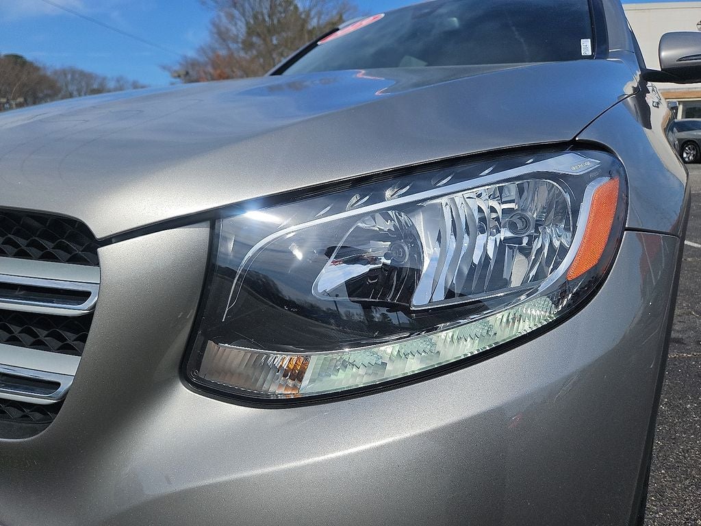 2019 Mercedes-Benz GLC 300 300