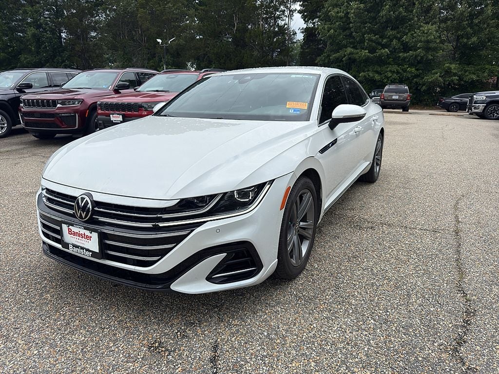 2023 Volkswagen Arteon SE R-LINE's photo