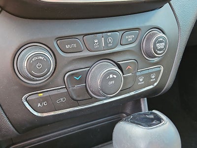 2020 Jeep Cherokee Altitude