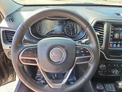2022 Jeep Cherokee Latitude Lux
