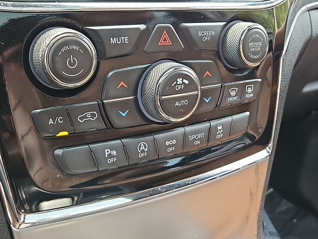 2020 Jeep Grand Cherokee Overland