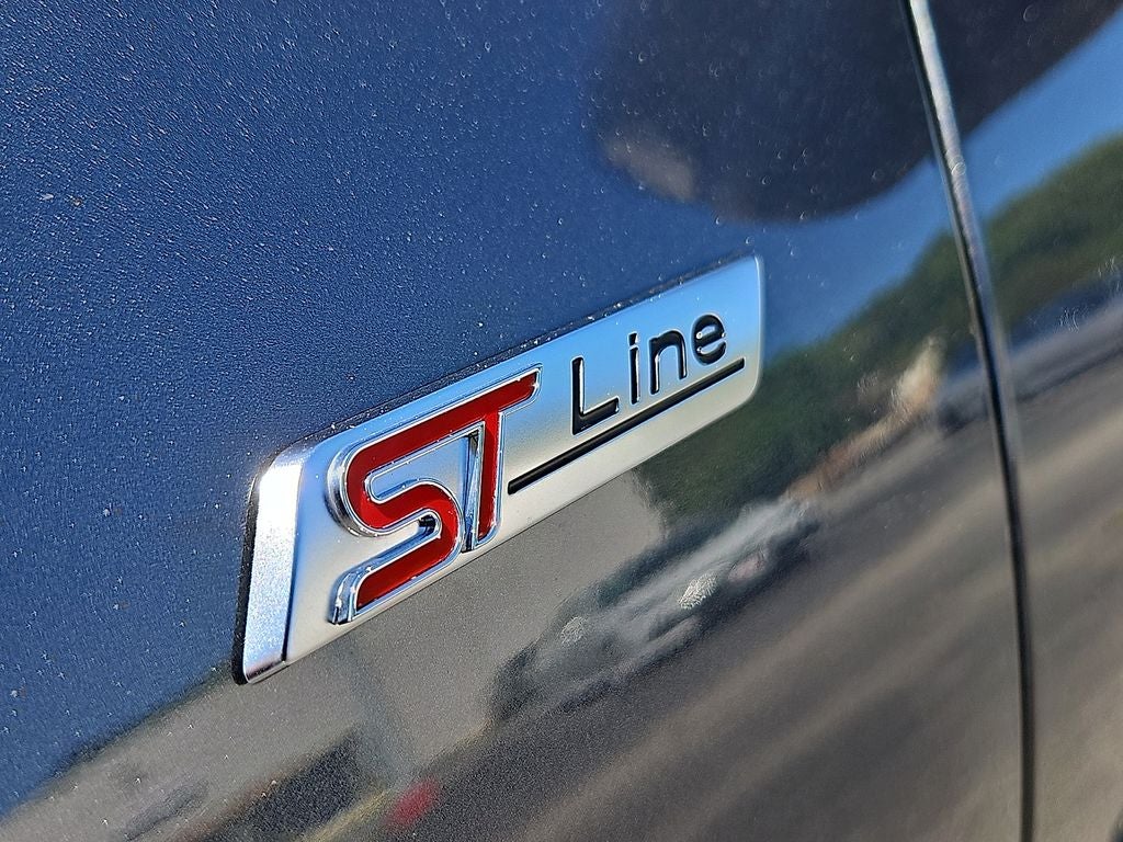 2025 Ford Escape ST-Line Select