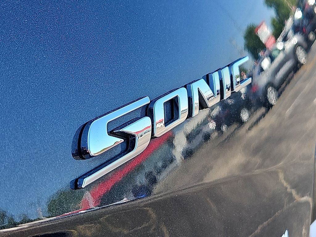 2020 Chevrolet Sonic LT