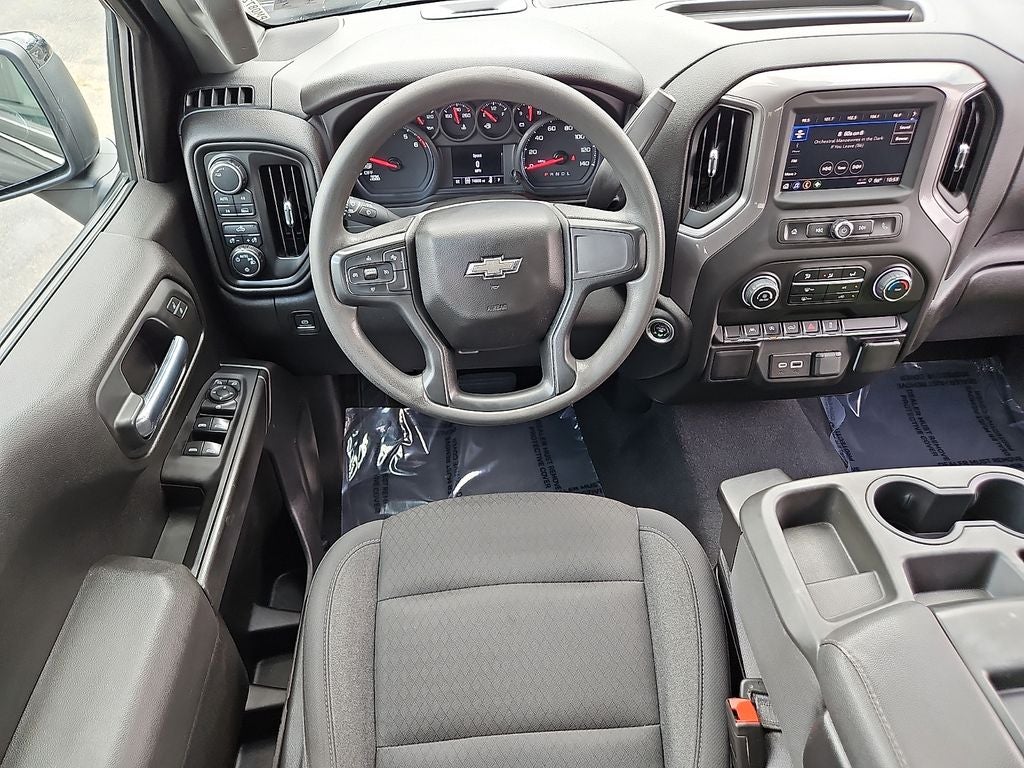2023 Chevrolet Silverado Custom