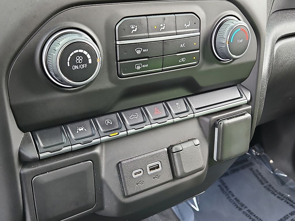 2023 Chevrolet Silverado Custom