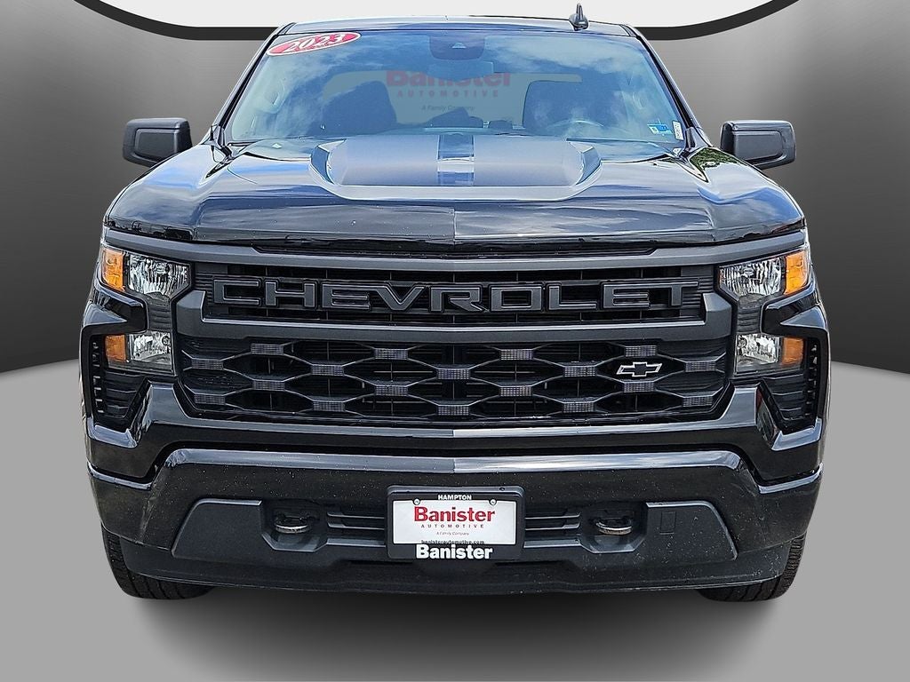 2023 Chevrolet Silverado Custom