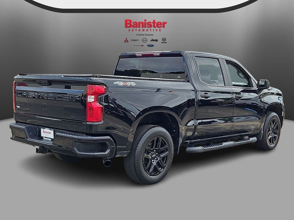 2023 Chevrolet Silverado Custom