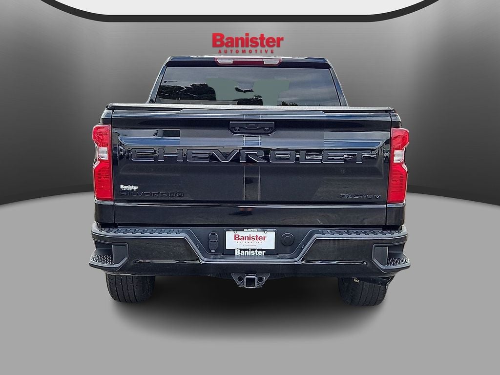2023 Chevrolet Silverado Custom