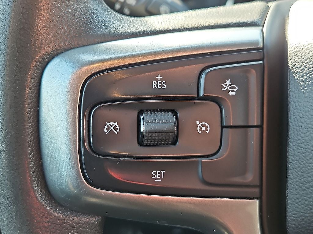 2022 Chevrolet Silverado Custom