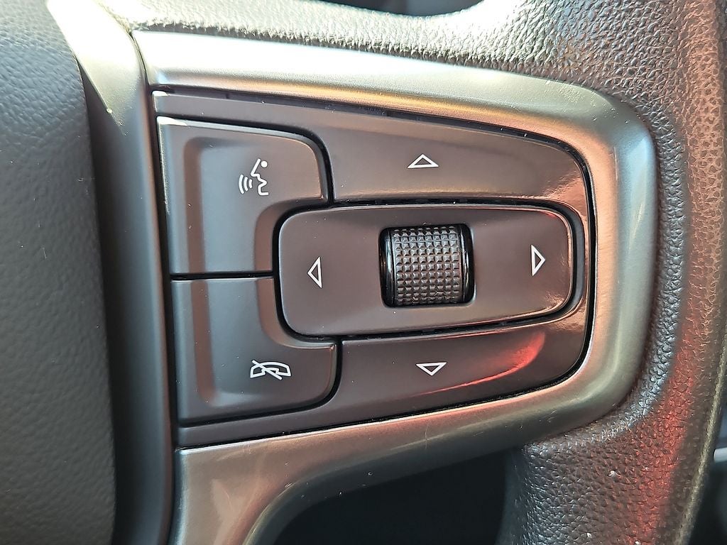 2022 Chevrolet Silverado Custom