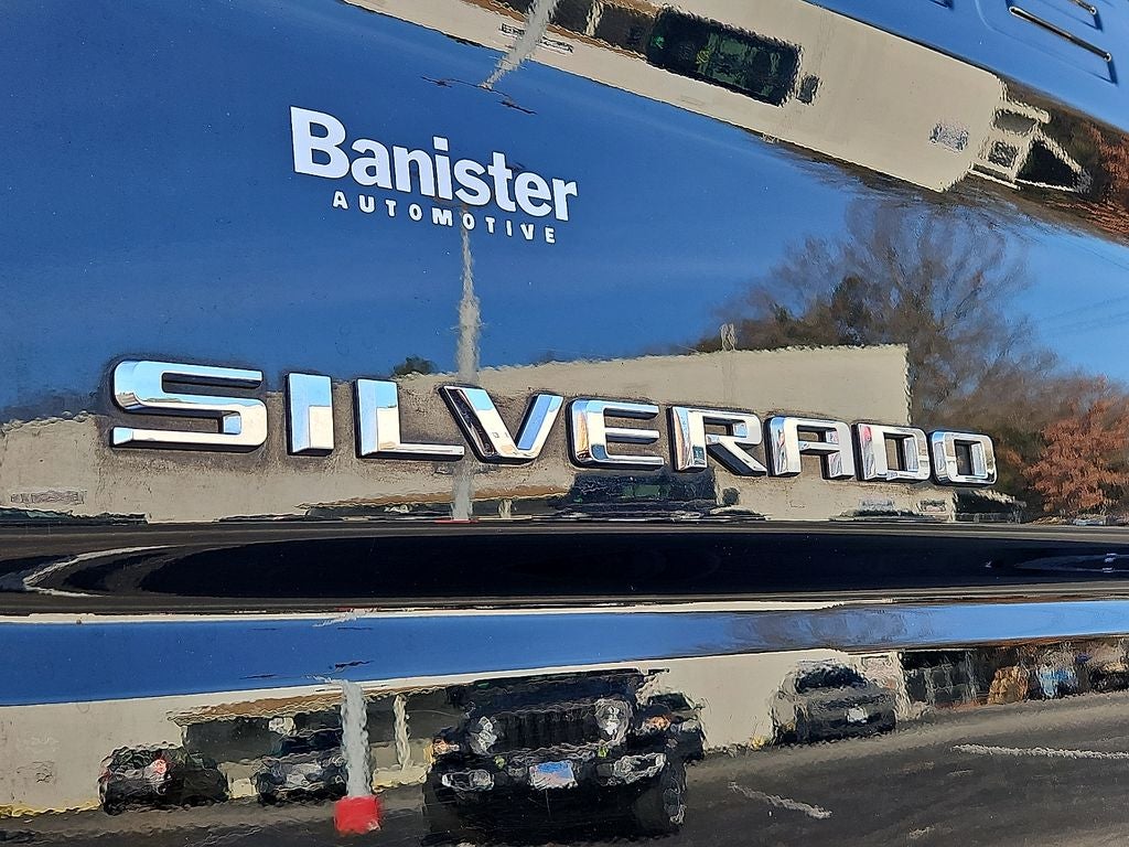 2022 Chevrolet Silverado Custom