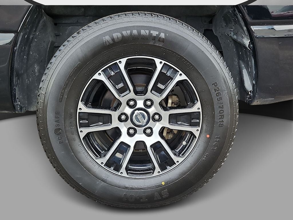 2022 Nissan Titan SV