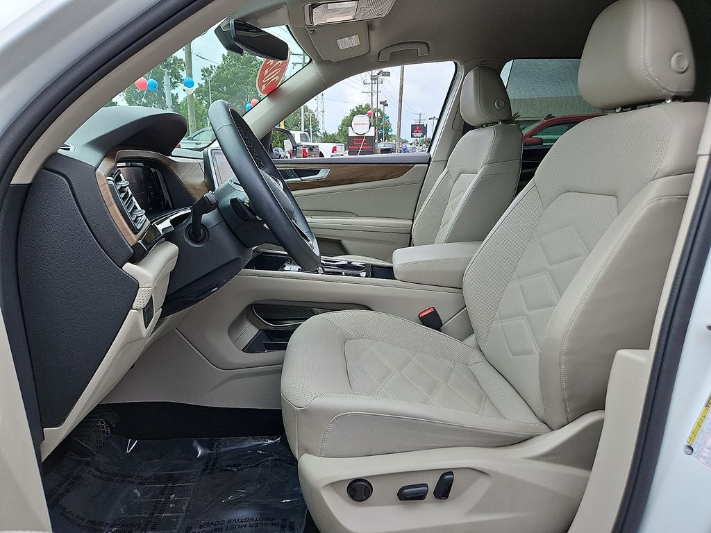 2024 Volkswagen Atlas 2.0T SE w/Technology