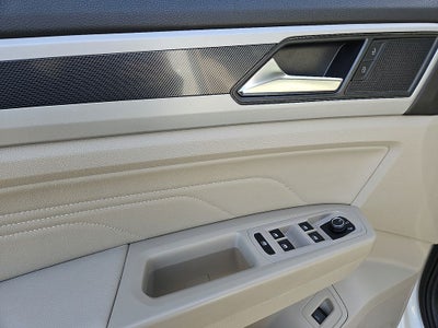 2021 Volkswagen Atlas 3.6L V6 SE w/Technology R-Line