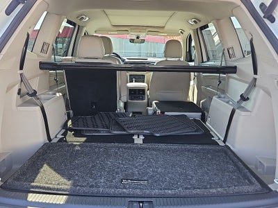 2021 Volkswagen Atlas 3.6L V6 SE w/Technology R-Line