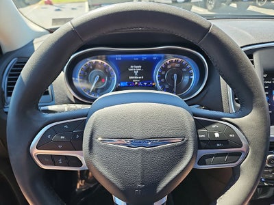2023 Chrysler 300 Touring